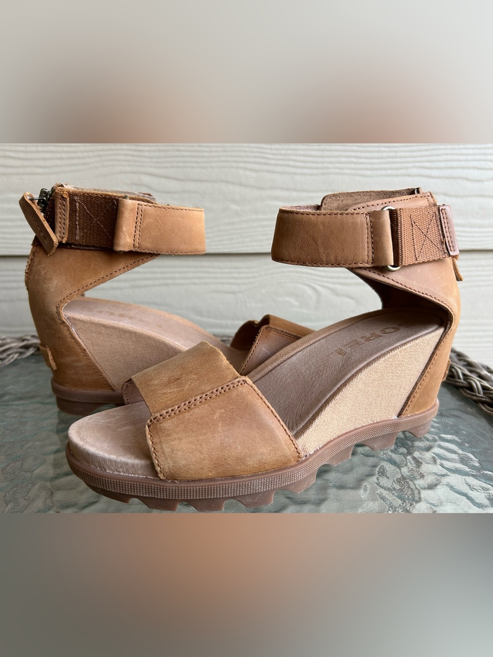 New! Womens SOREL Joanie II Leather Ankle Strap Wedge Sandals sz 7